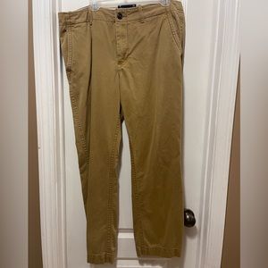 American eagle khaki pants